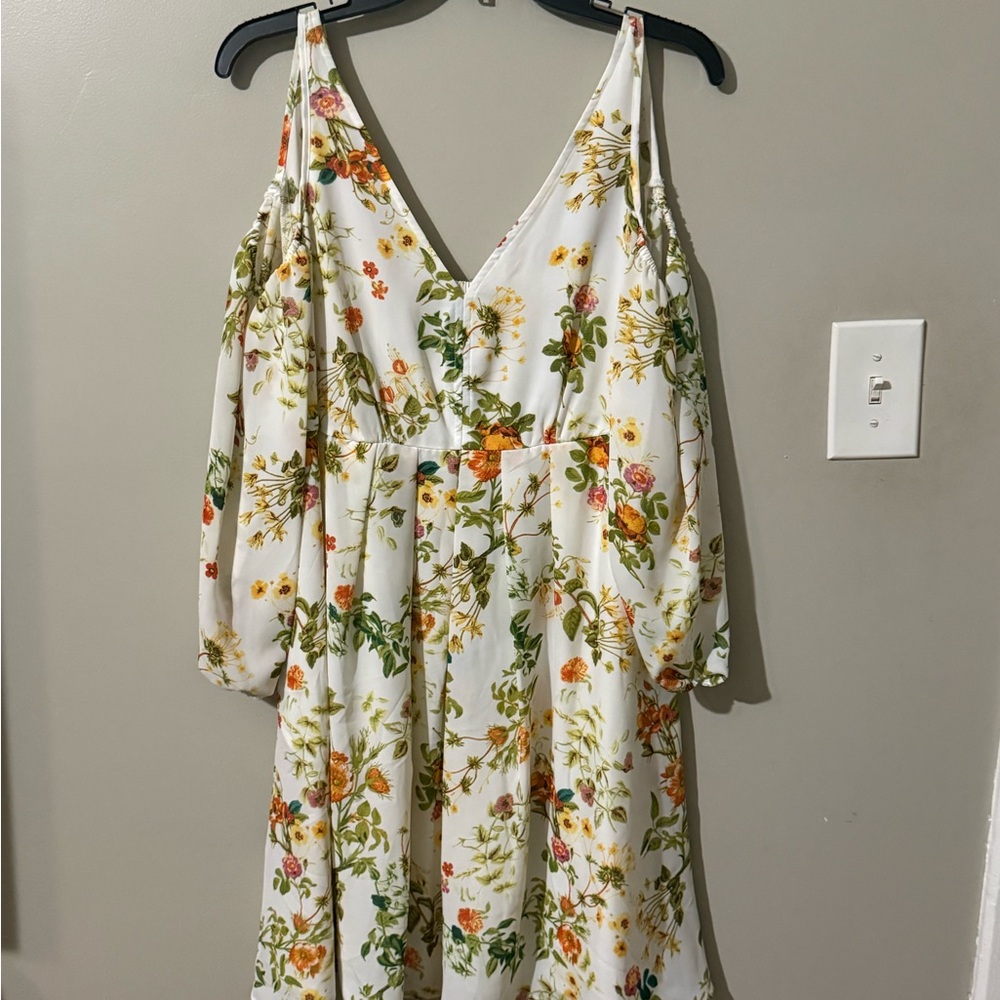 Floral Long Sleeve Dress with V-Neck